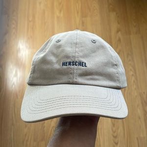 Herschel supply co hat